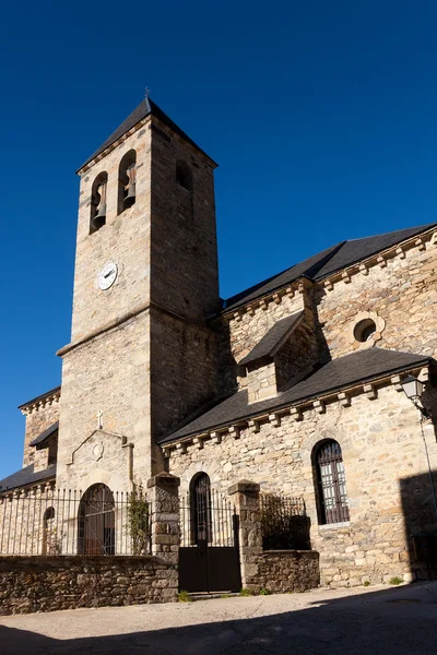 Iglesia de Lanuza, Sallent de Gallego, Valle de Tena, Huesca, Arago — Foto de Stock