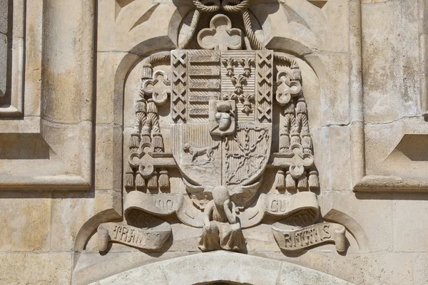 西班牙卡斯蒂利亚和里昂布尔戈斯大教堂的纹章 — 图库照片