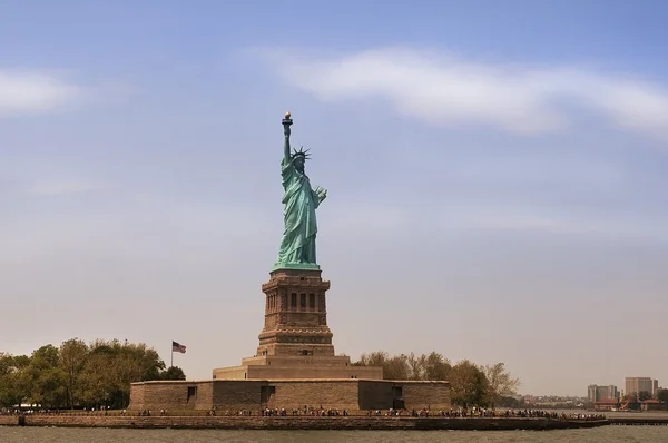 那位女士在纽约的自由女神像 — 图库照片