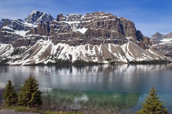 Smaragdové jezero. Banff alberta, Kanada — Stock fotografie