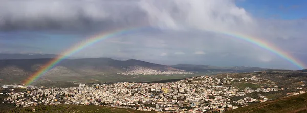 Regnbåge över kana i Galileen — Stockfoto
