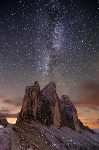 Via lattea sopra le Alpi — Foto Stock