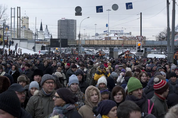 Moskva - december 24: 120 tusentals demonstranter. — Stockfoto