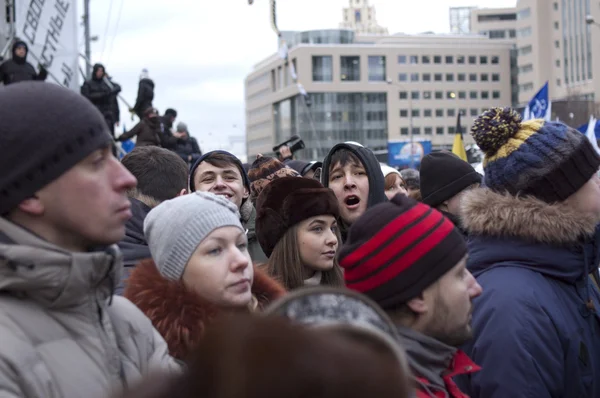 MOSCÚ - 24 DE DICIEMBRE: 120 mil manifestantes acuden a Aca — Foto de Stock
