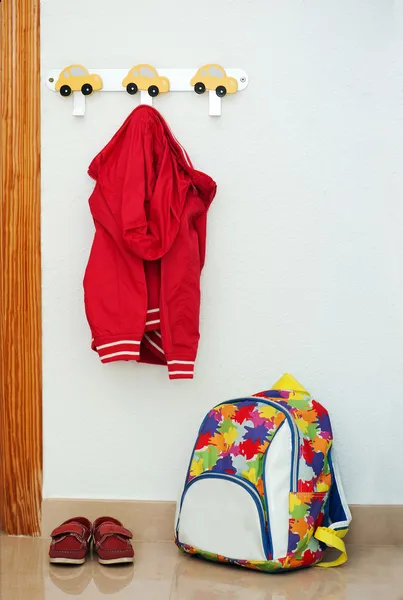 Kırmızı çocuk seti — Stok fotoğraf