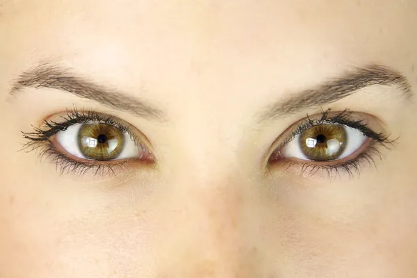 Increíbles ojos verdes de cerca — Foto de Stock