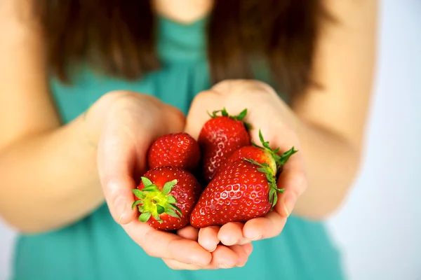 stock image Strawberry in hands