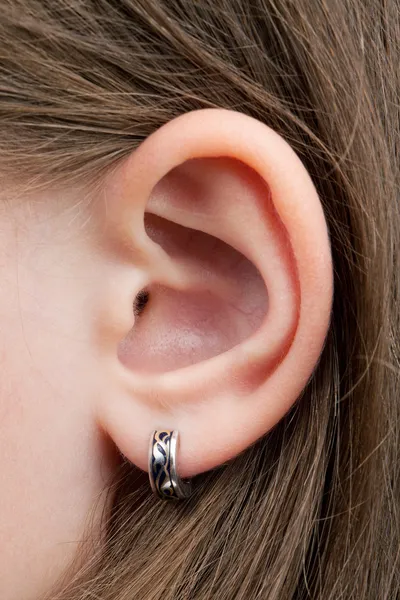 A orelha da menina — Fotografia de Stock