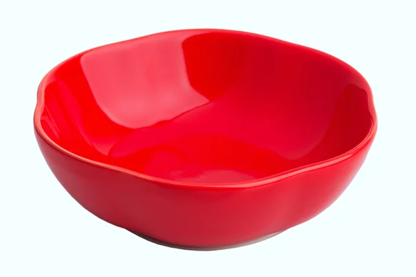 Assiette plate en céramique rouge sur fond blanc — Photo