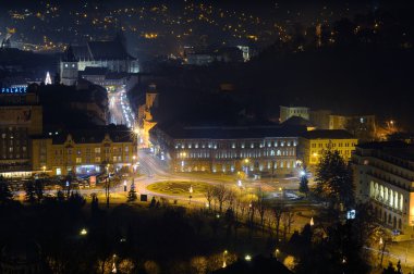 Brasov, gece görünümü