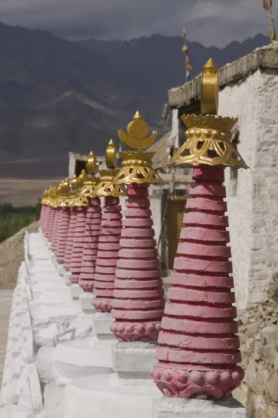 Row of Buddhist Stupas — Stock Photo, Image