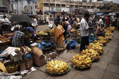 muz market