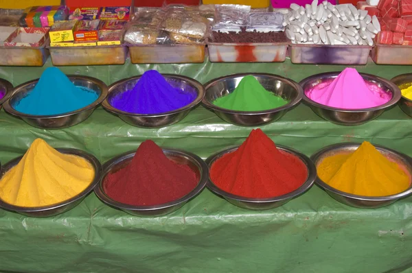 Polvere colorata in vendita — Foto Stock