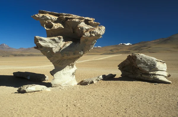 Wind gebeeldhouwde stenen — Stockfoto