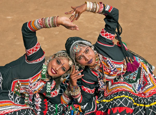 Племінних танцюристів — стокове фото