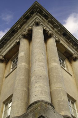 royal crescent taş sütunlar