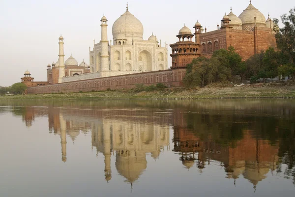Taj Mahal al crepuscolo — Foto Stock