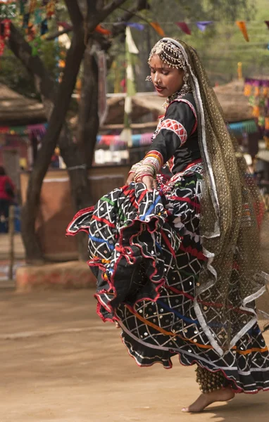 Раджастханська циганка танцюрист — стокове фото