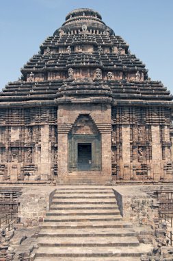 Entrance to Konark Sun Temple clipart