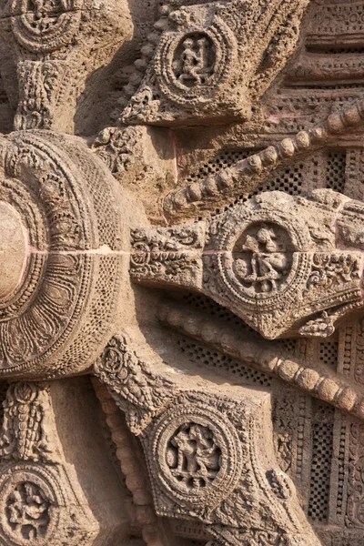 Szprychy kamień koło hinduskie rydwan — Zdjęcie stockowe