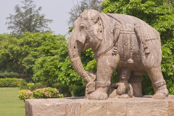 Statua słonia bojowego — Zdjęcie stockowe