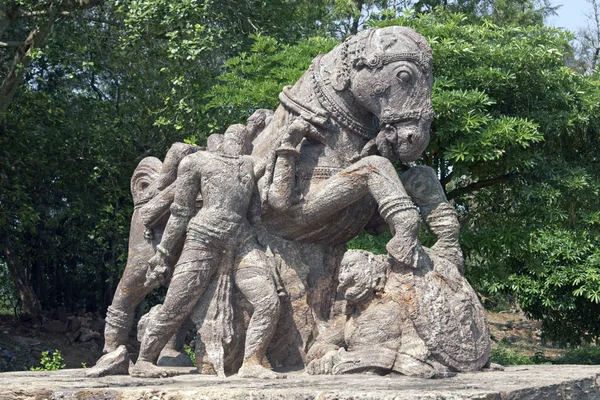 Бойовий кінь на храм Konark — стокове фото