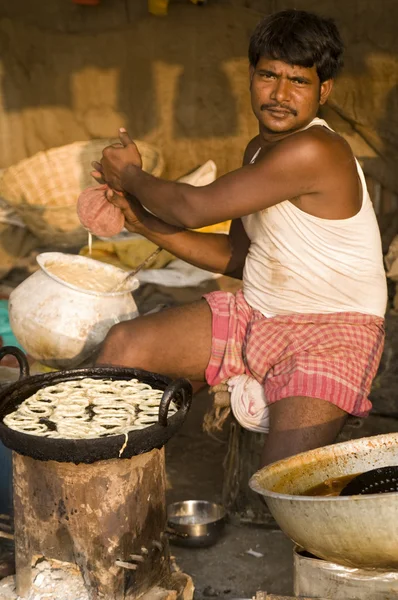 Fazendo doces indianos — Fotografia de Stock