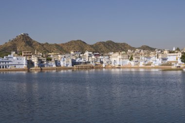 pushkar Hindistan'ın kutsal gölde