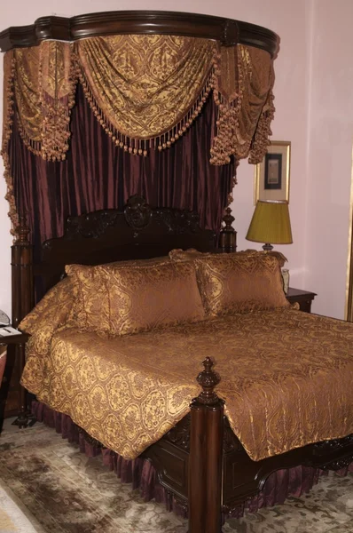 Luxury Bed — Stock Photo, Image
