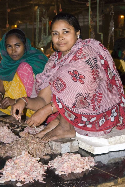 stock image Indian Lady Shelling Prawns