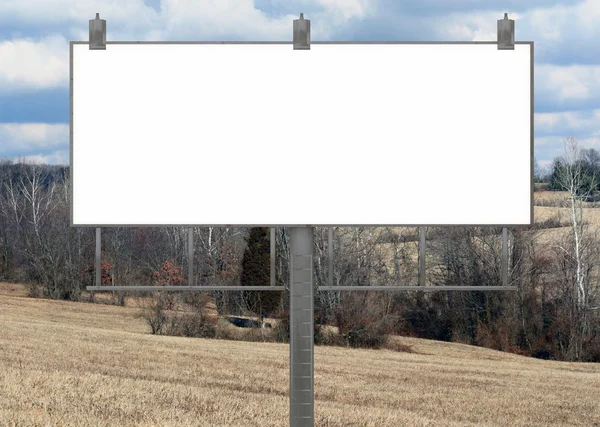 Blanco billboard geïsoleerd op witte achtergrond — Stockfoto