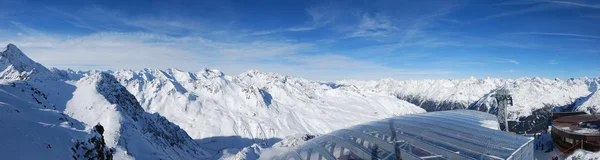 Panorama av den tyrolska alp — Stockfoto