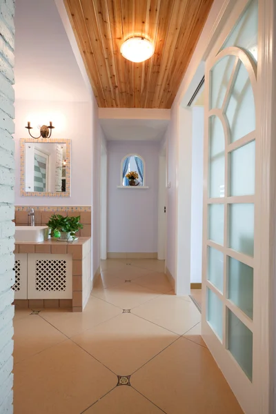 Corridor in a house — Stock Photo, Image