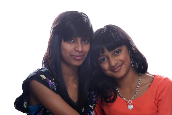 Jovens irmãs indianas — Fotografia de Stock