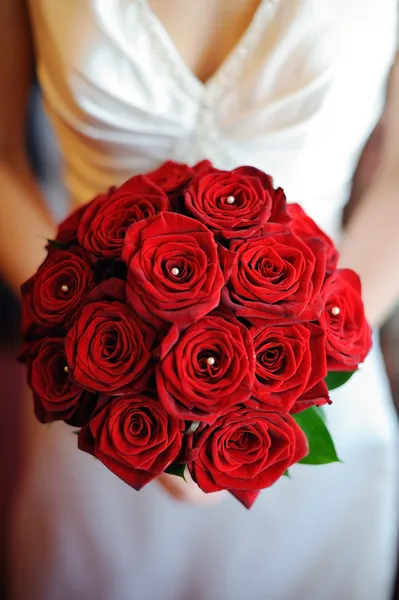 新娘的红玫瑰. — 图库照片
