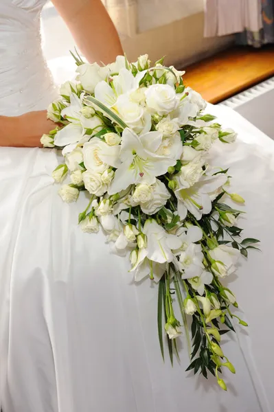 Brides white lilies — Stock Photo, Image