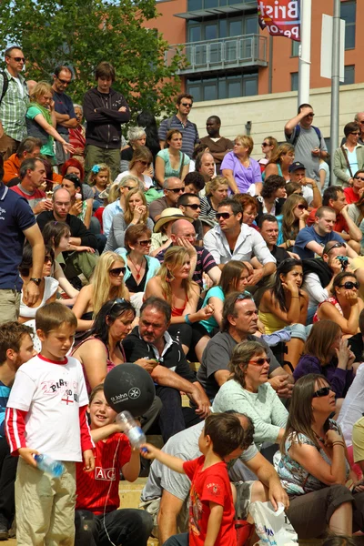 Festival Audience Anticipation — Stock Photo, Image