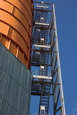 Endüstriyel merdiven