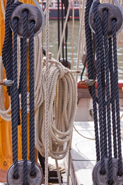 Corda de mastro — Fotografia de Stock