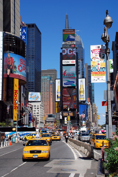 Times Square con taxis amarillos — Foto de Stock