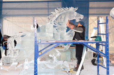 Ice sculptors at work clipart