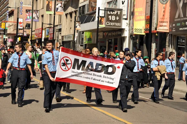 Manifestação do MADD no Desfile do Dia de São Patrício — Fotografia de Stock