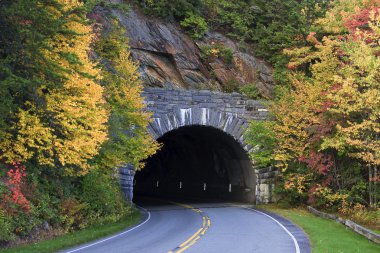 Parkway Tunnel clipart
