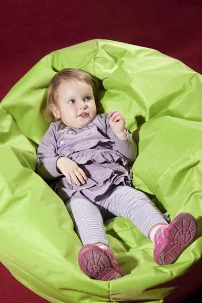 Dziecko sprawne krześle — Zdjęcie stockowe