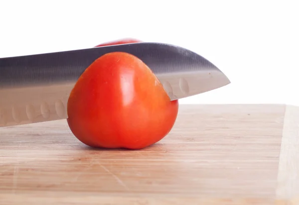 Tomate y cuchillo — Foto de Stock