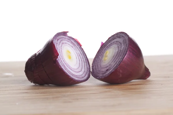 Halved onions — Stock Photo, Image