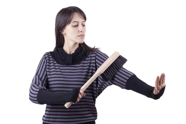 Fille avec brosse à poussière — Photo