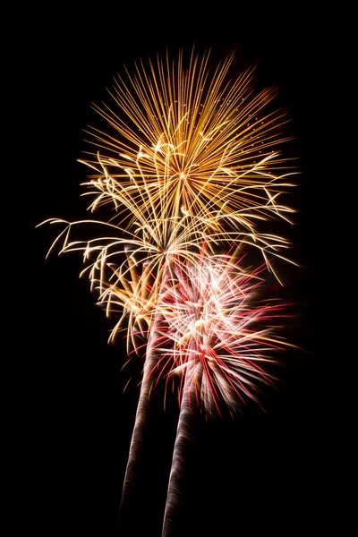 Fényes tűzijátékot robbanások — Stock Fotó