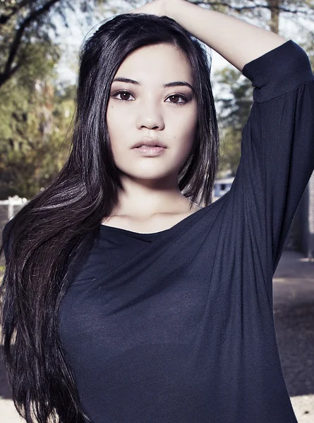 Hermosa joven asiática mujer —  Fotos de Stock
