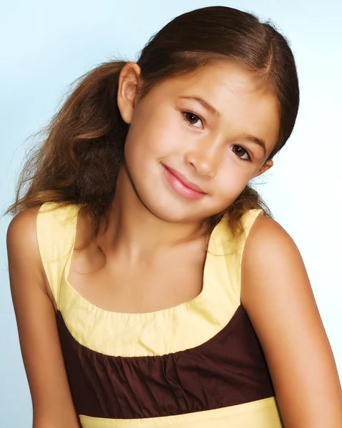 Retrato de menina bonita — Fotografia de Stock